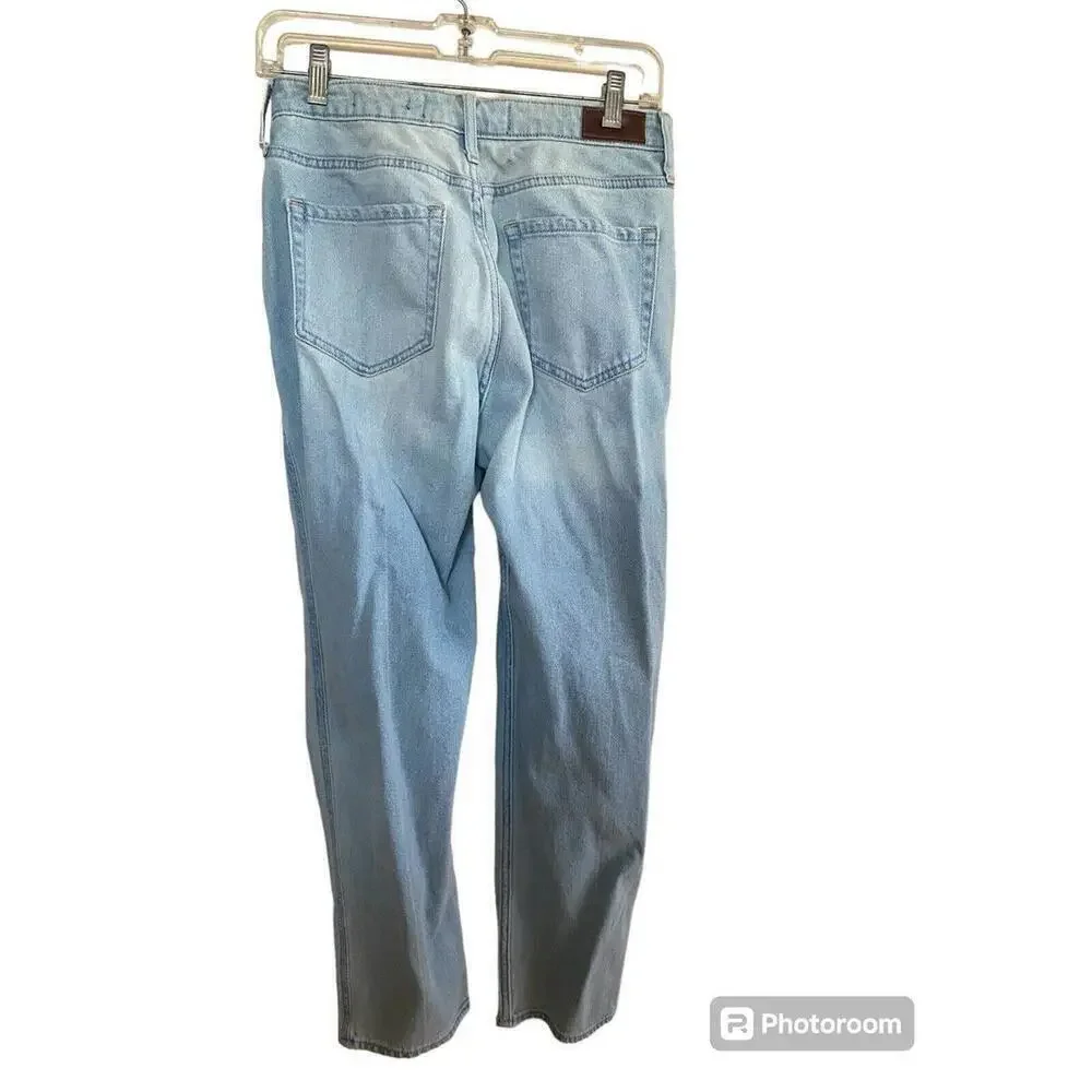 Hollister Lightwash Destressed Jeans Utra High Rise Mom Jean 5R W27 L27
